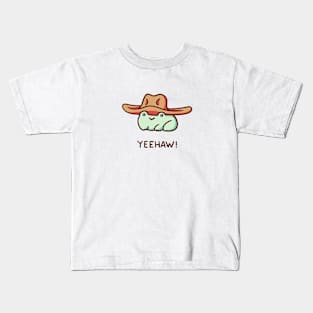 A small frog with a huge cowboy hat Kids T-Shirt